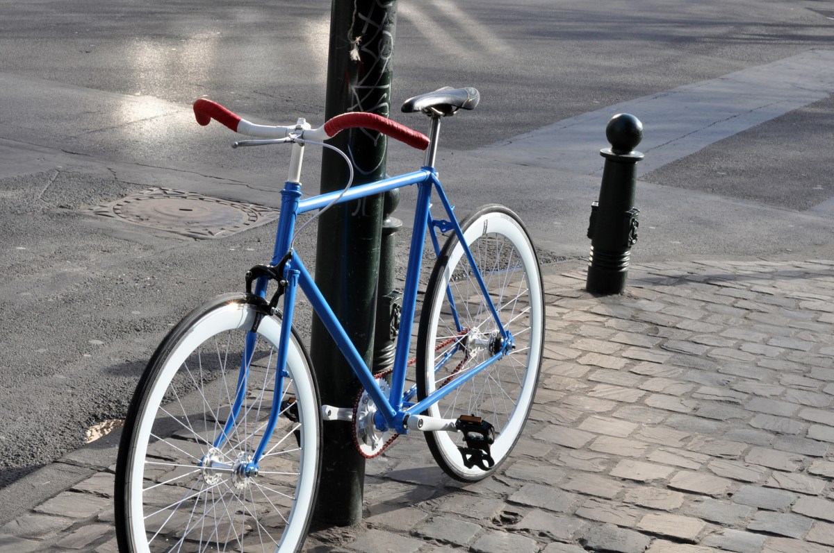 DIY: Fixie / Single Speed bike Project | Simon Steverlinck